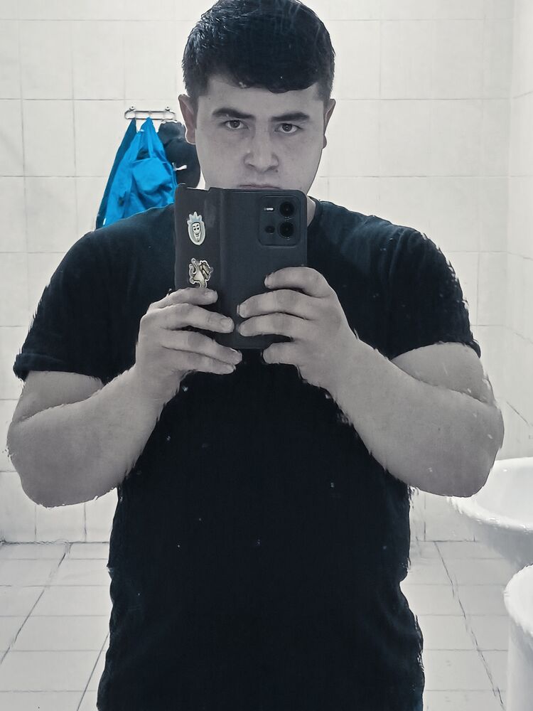  ,   Akobir, 28 ,   ,   