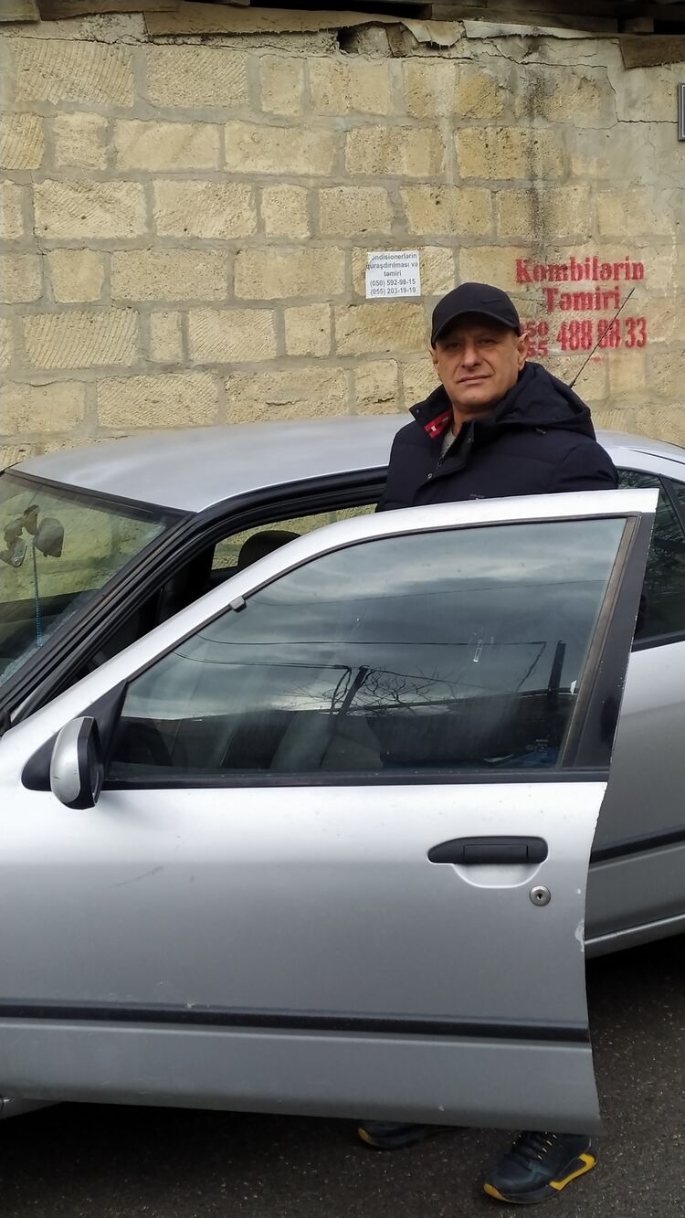  25306425  Zahid, 61 ,    