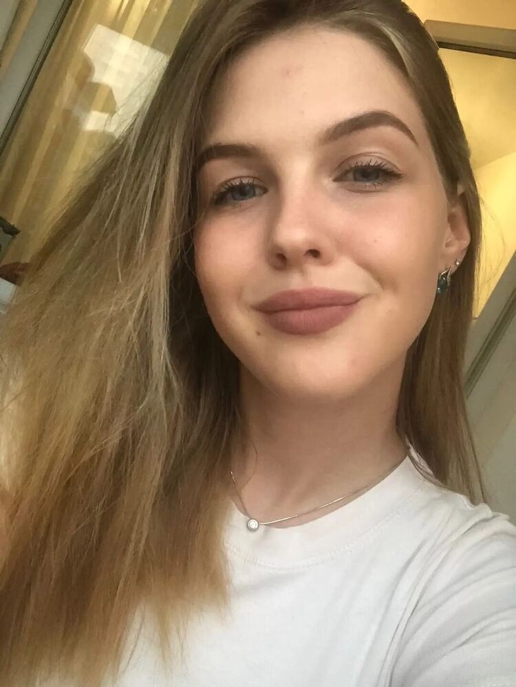  30659545  Vika, 26 ,    