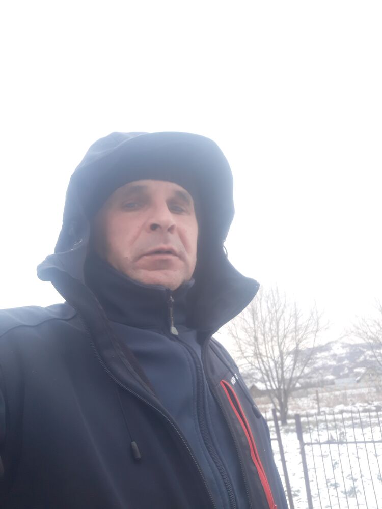  48248455  Vanja, 45 ,    