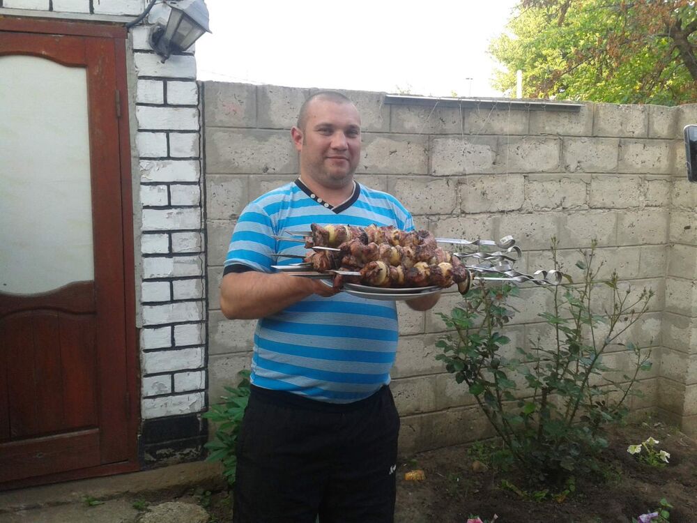  ,   Evgeny, 42 ,   ,   , c , 