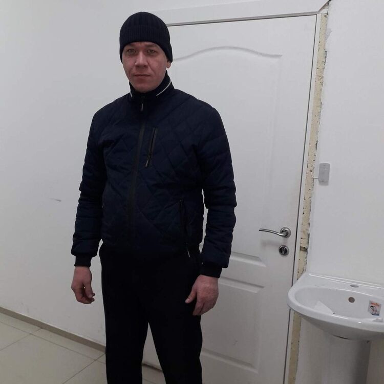  -,   , 42 ,     , c 