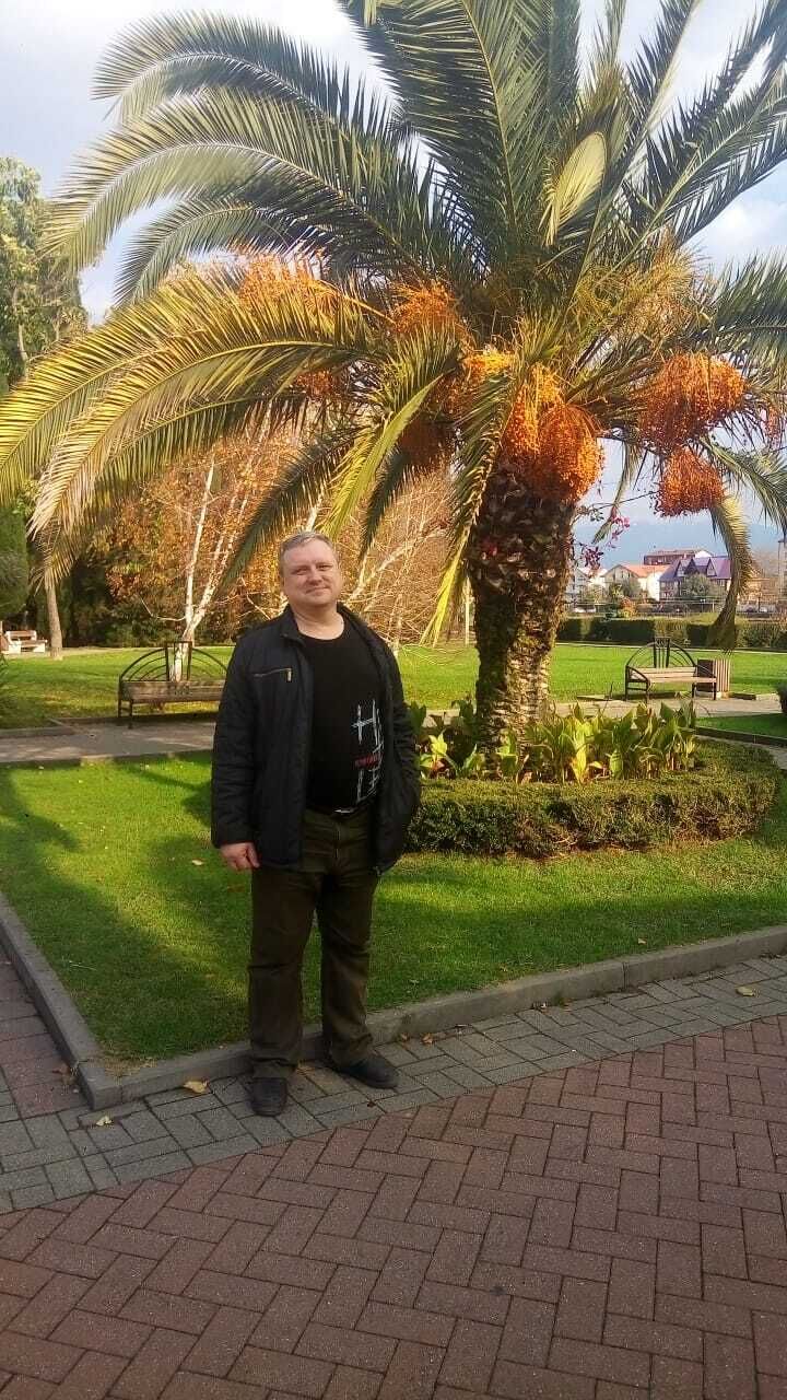  48758925  , 52 ,    