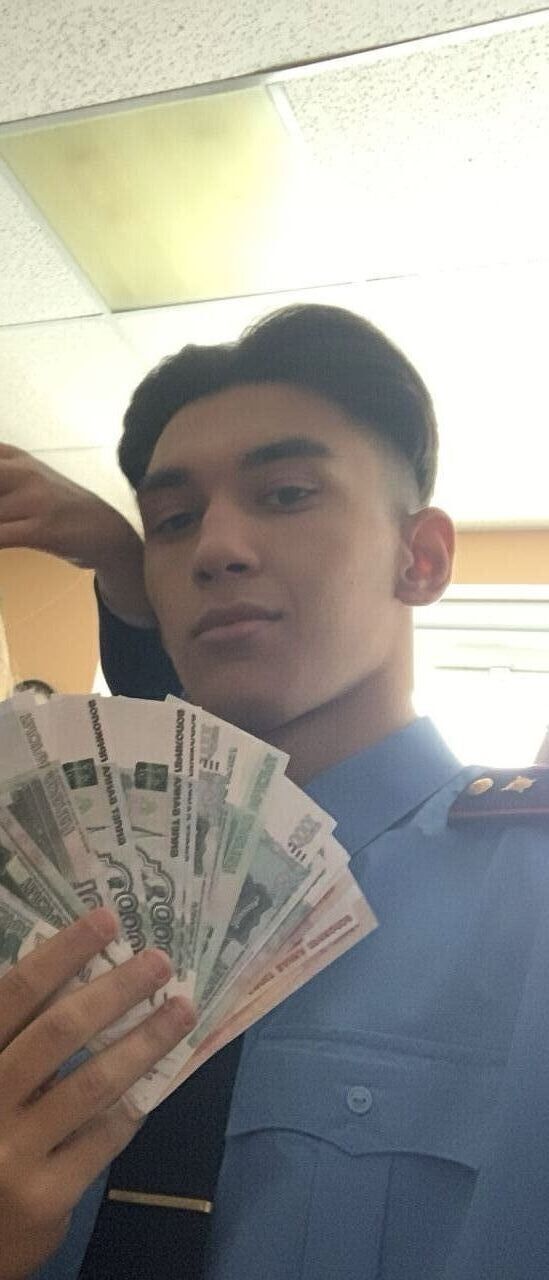 ���� 43498835 ����� ����, 19 ���, ���� ���������� � ����������