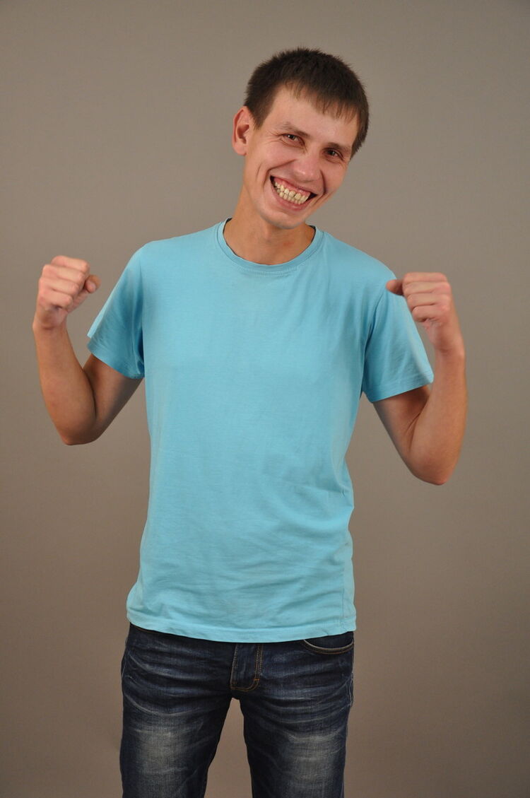 ,   Denis, 37 ,     , c 