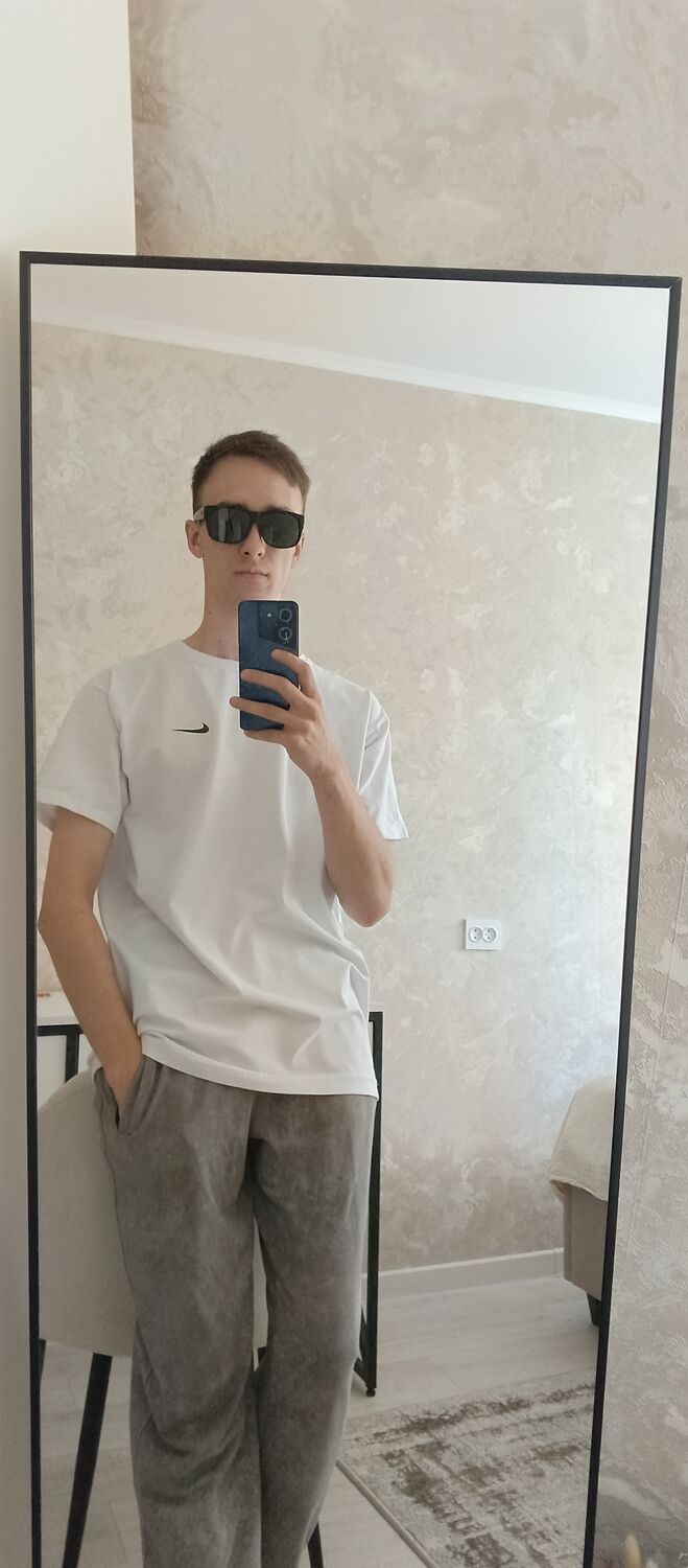  52579755  Maksim, 27 ,    