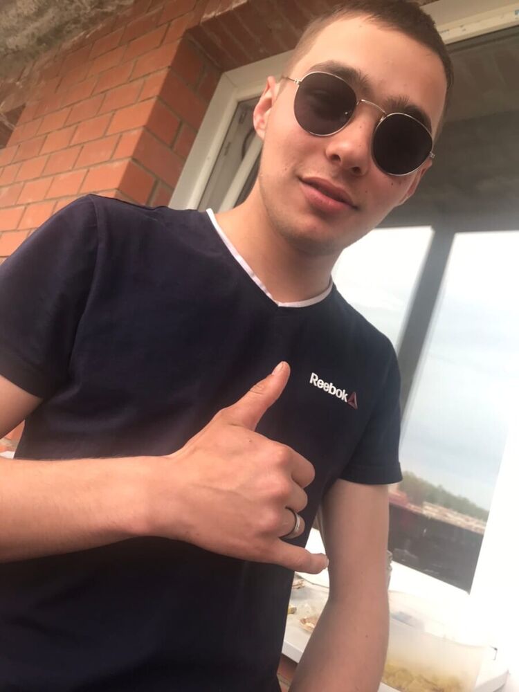  -,   , 24 ,   