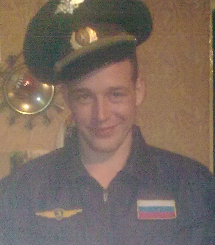  49311925  VIKtor, 35 ,    