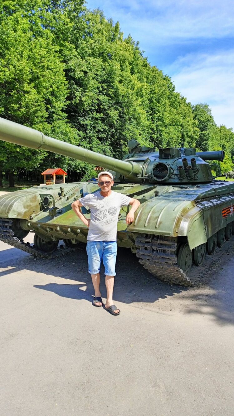 37094915  Aleksandr, 57 ,    