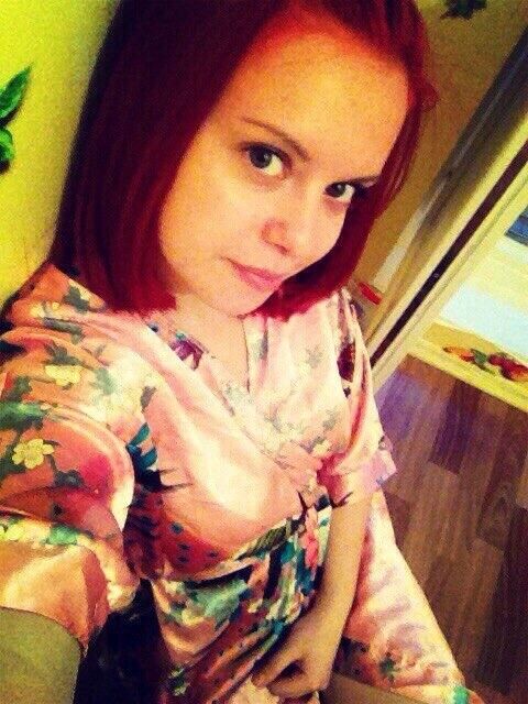  9438675  Viktoria, 33 ,    