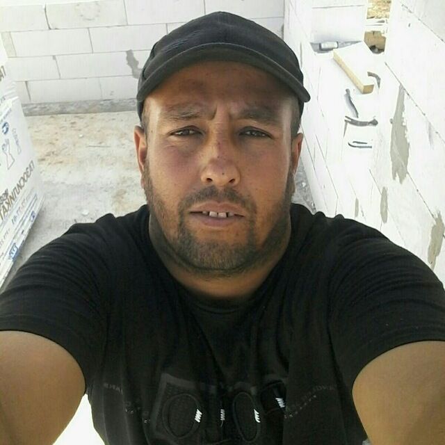  24007525  Sherali, 36 ,    