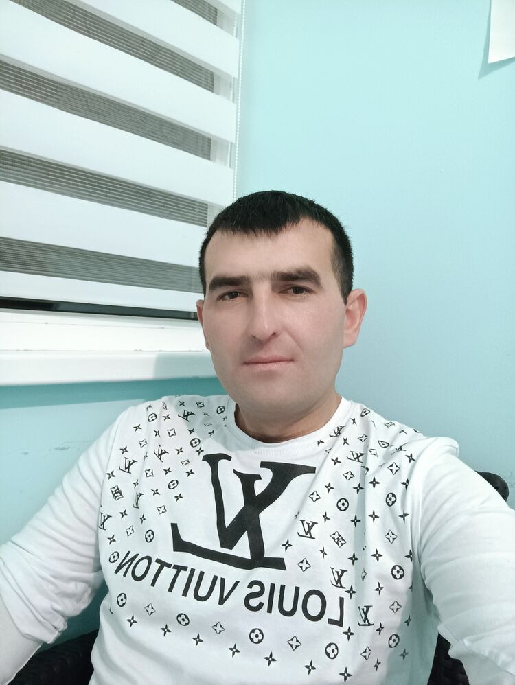  ,   Stas, 37 ,   ,   , c 