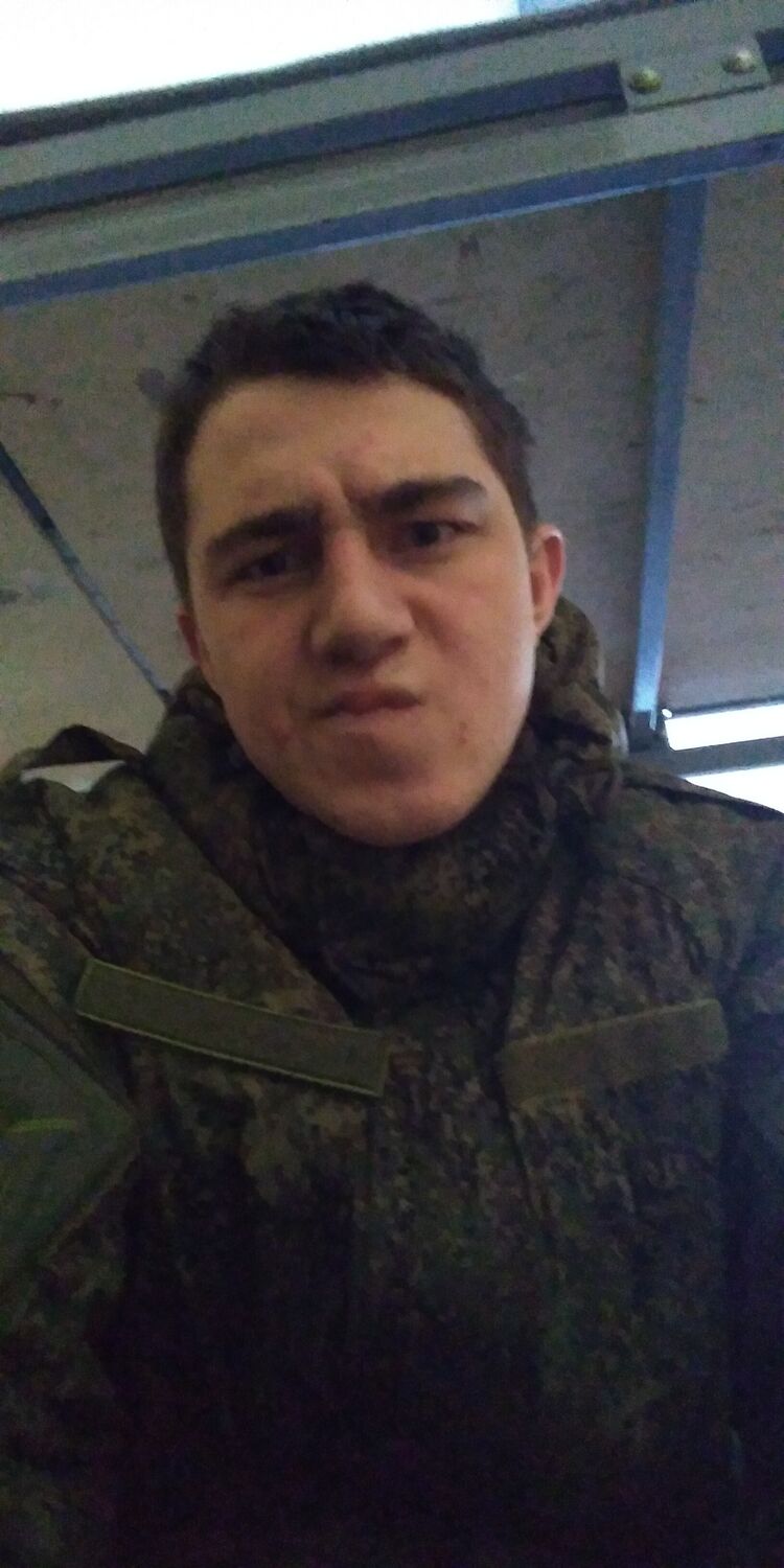  ,   Merabi, 25 ,   c 