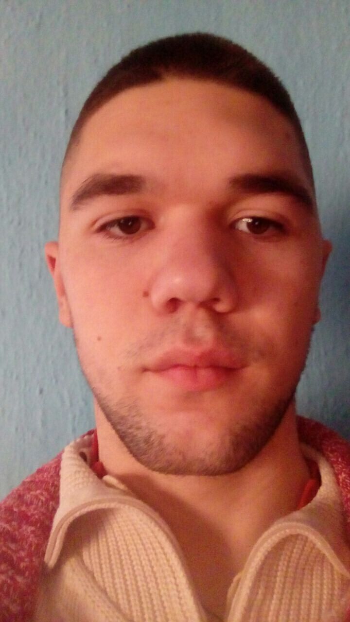  ,   Dorin, 22 ,     , c 