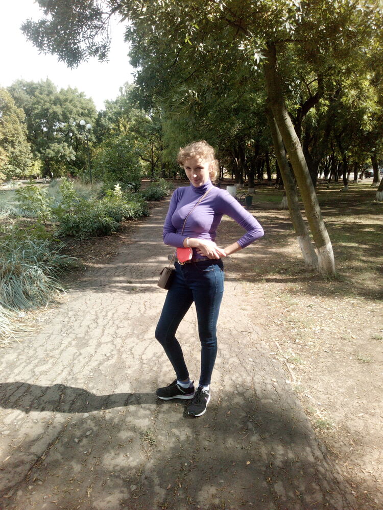  23994335  Tetiana, 34 ,     