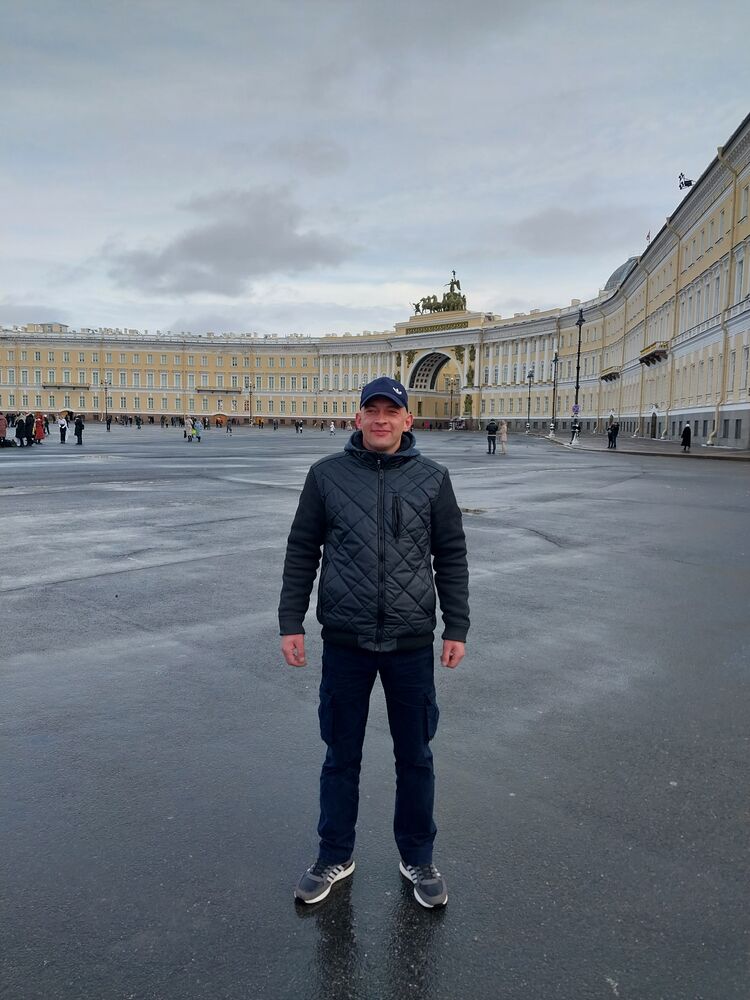  32615695  Vladimir, 36 ,    -