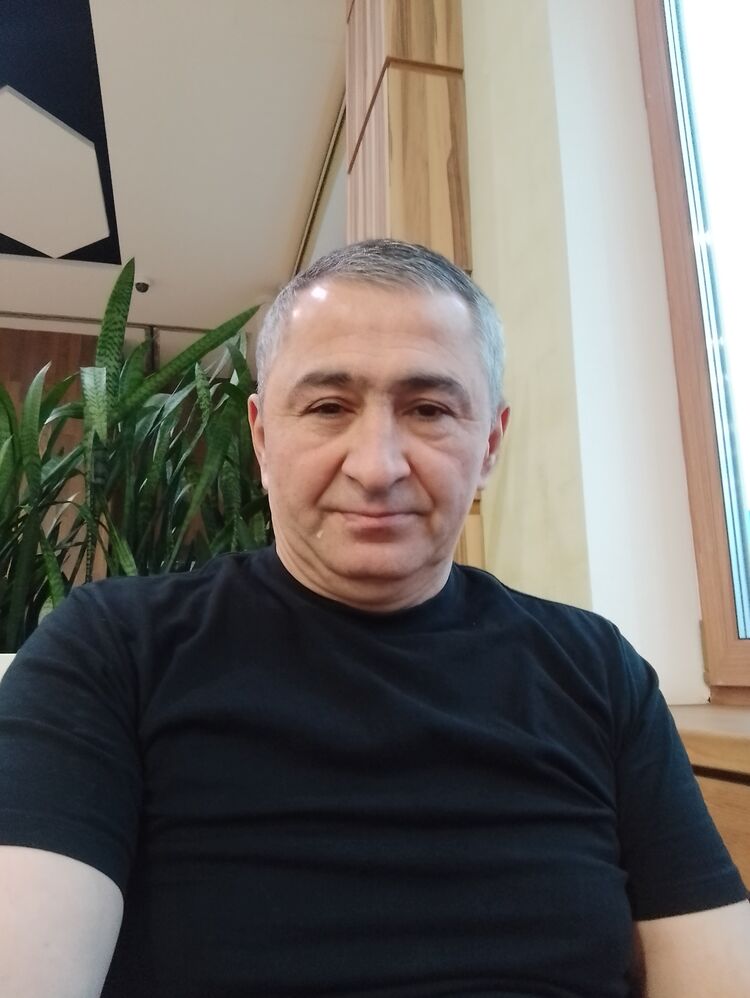  52693505  , 58 ,    