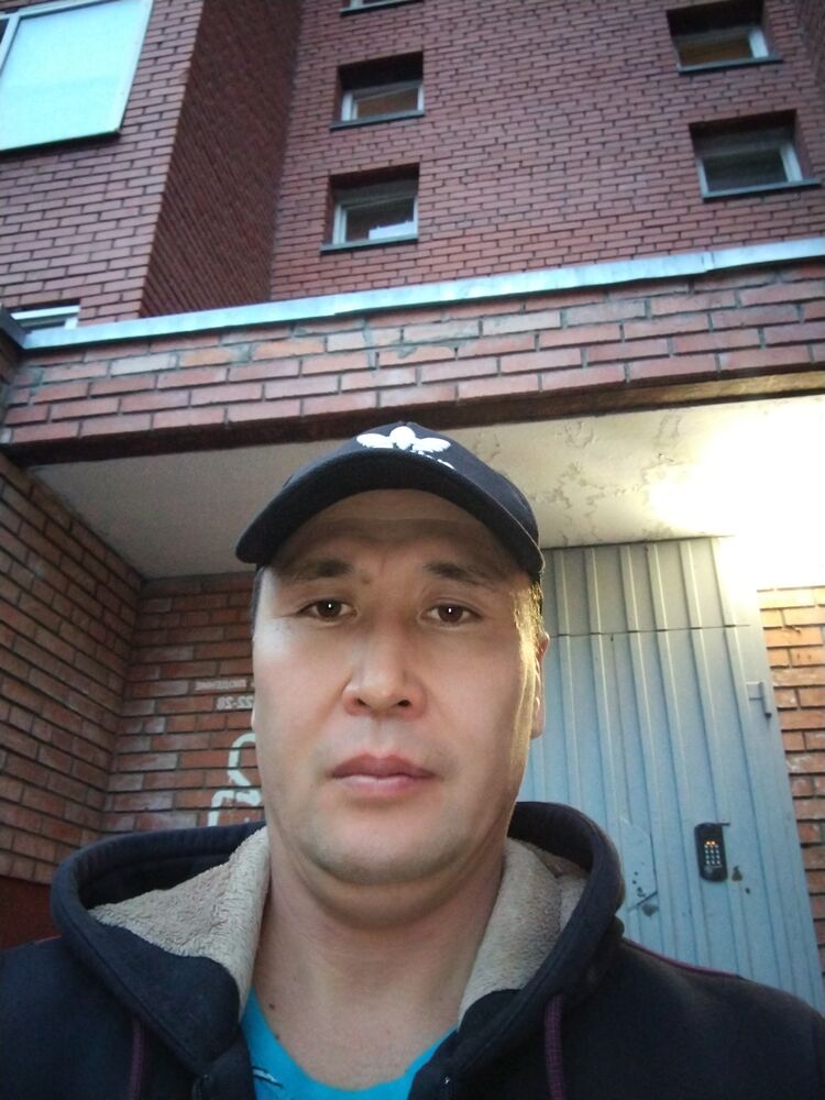  46552825  , 37 ,    
