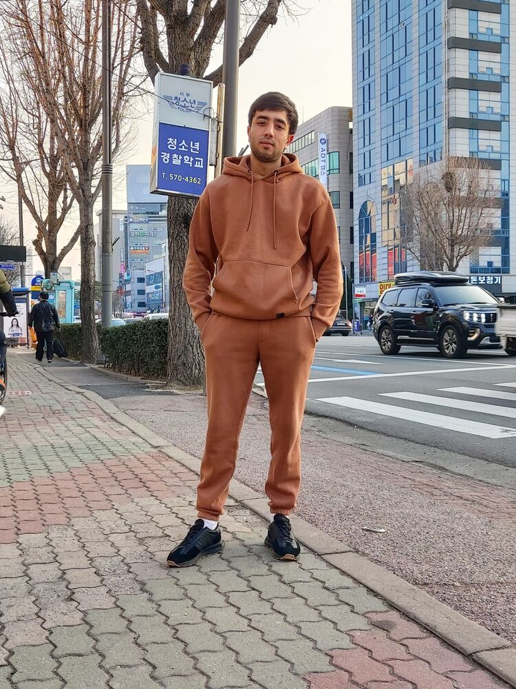  53807105  Manu, 30 ,    