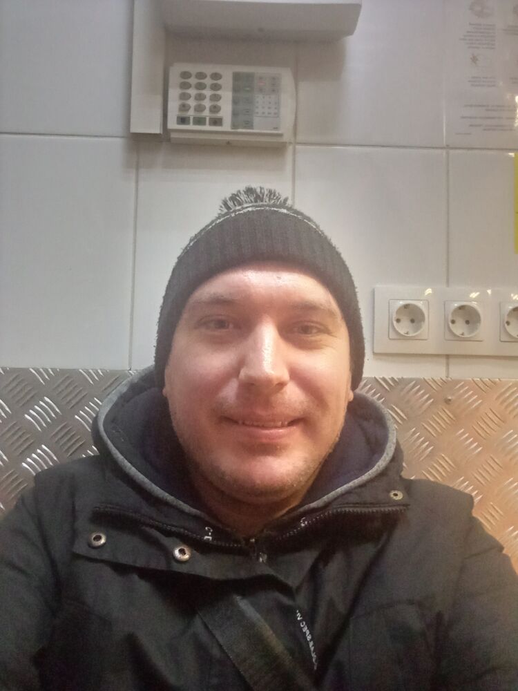 51832625  , 33 ,    