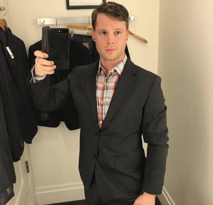  51969135  James, 39 ,    