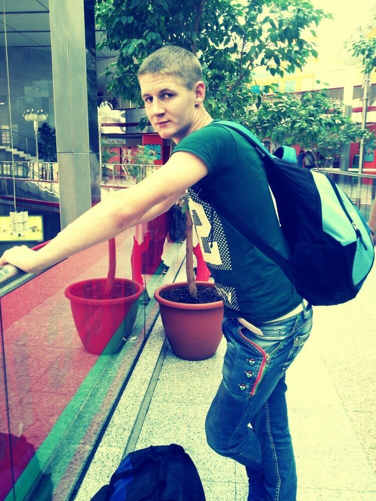  ,   Maksim, 30 ,   