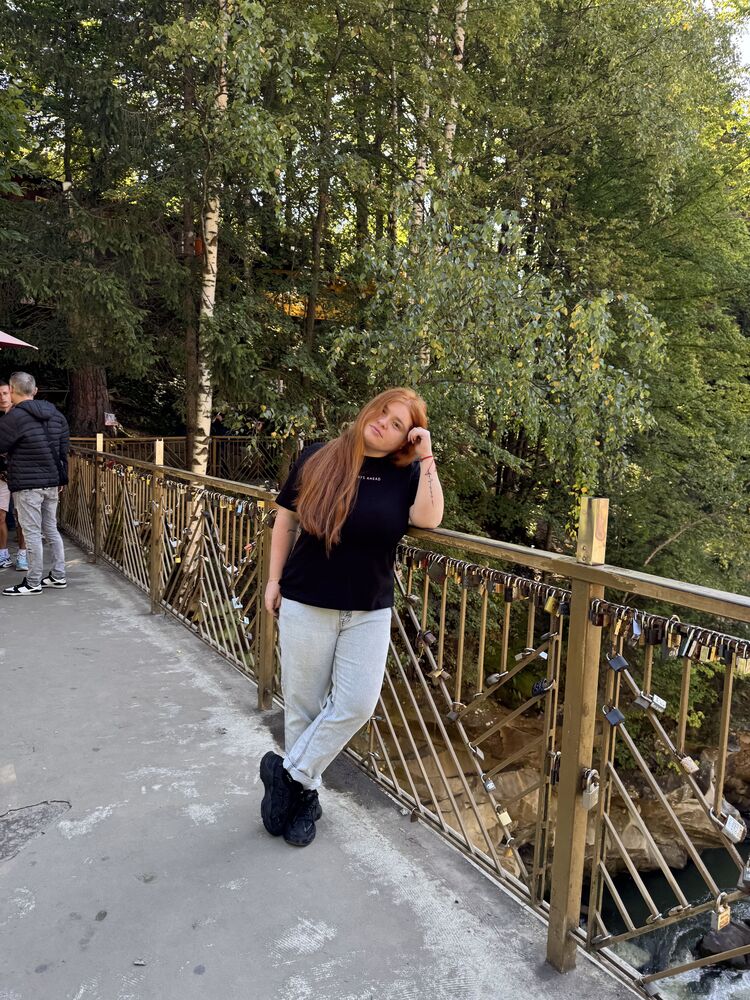  54625515  Elena, 28 ,    