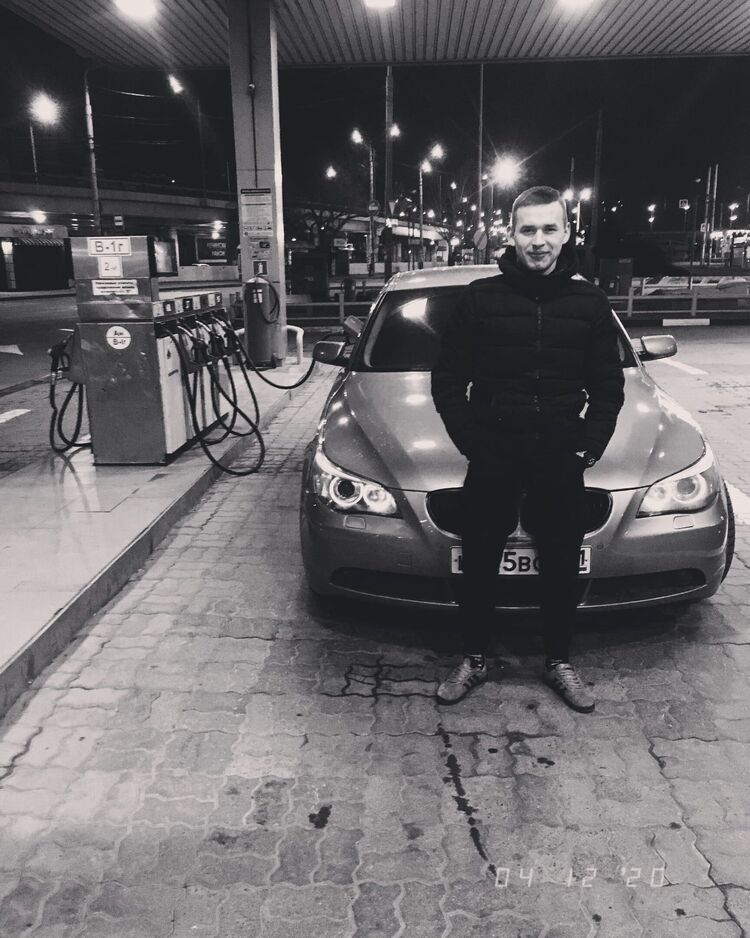  --,   Sergeevich, 33 ,   ,   , c , 