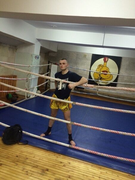  30834915  Kiryl, 32 ,    