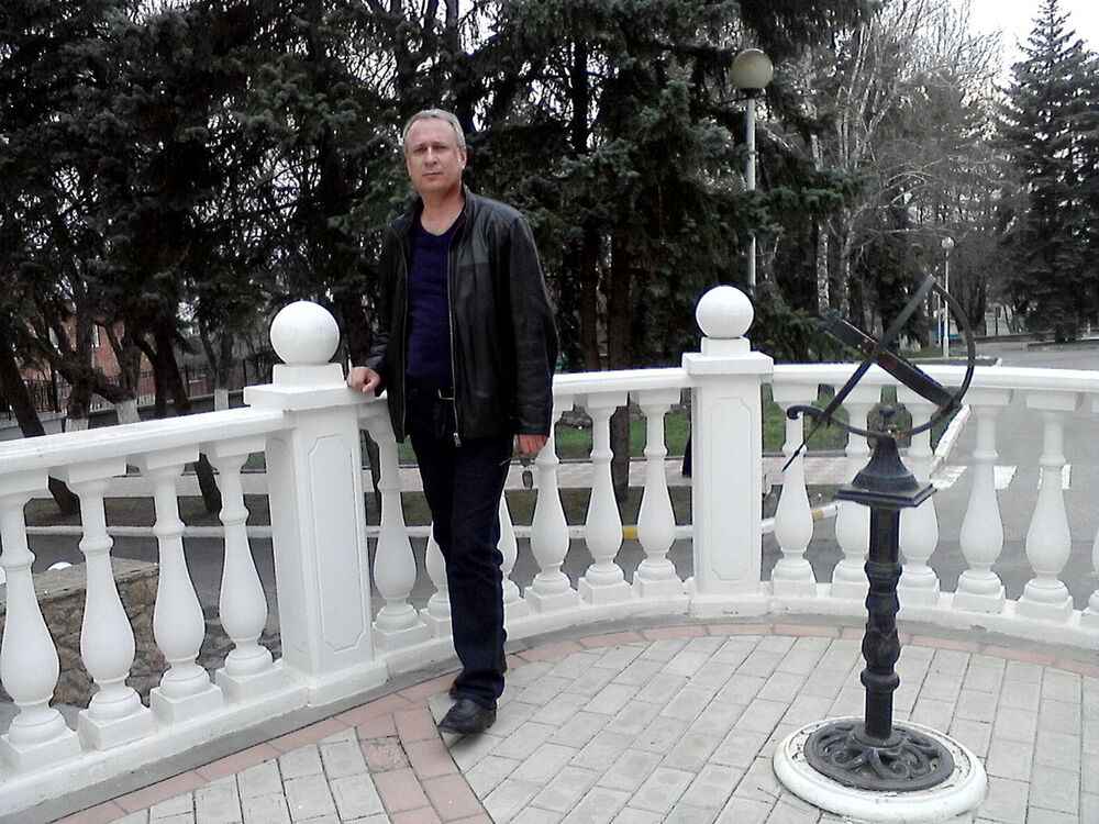  ,   Eu64, 60 ,   