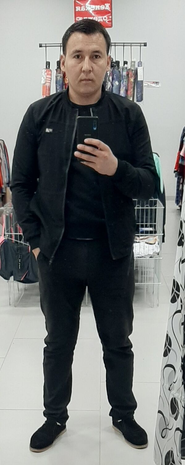  ,   AZIZBEK, 33 ,   ,   