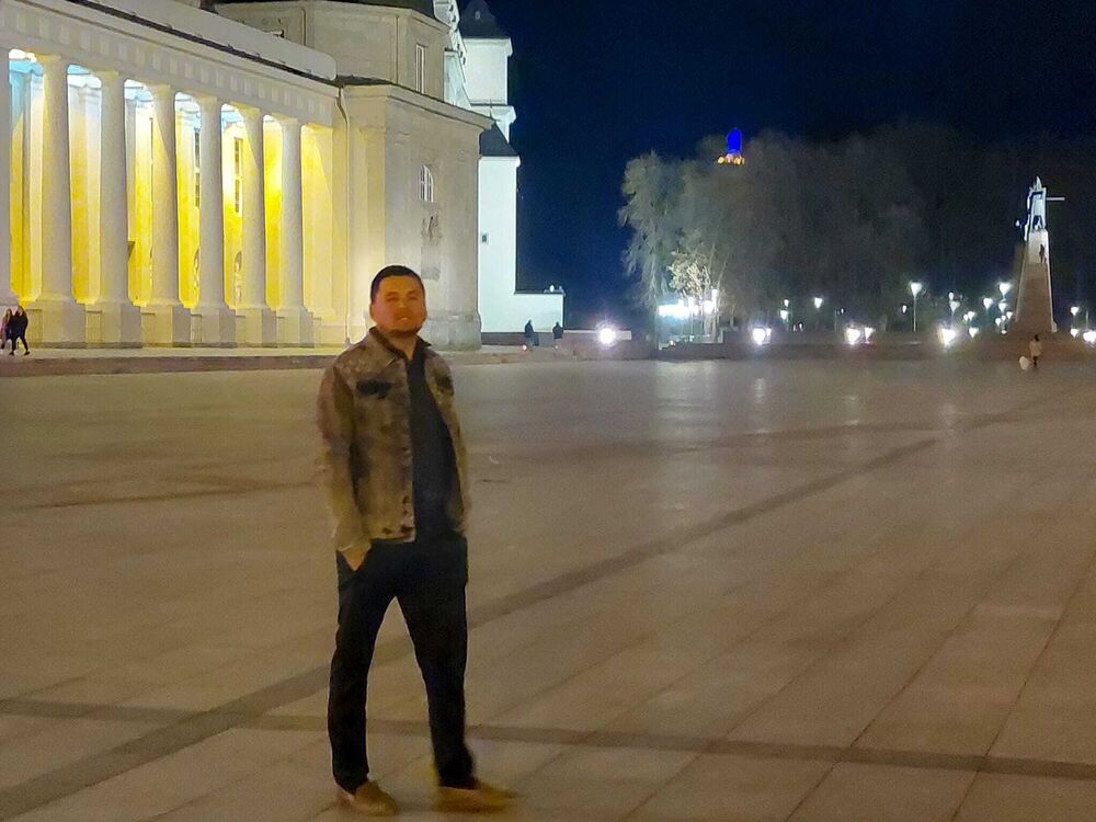  ,   Sherzod, 33 ,   ,   