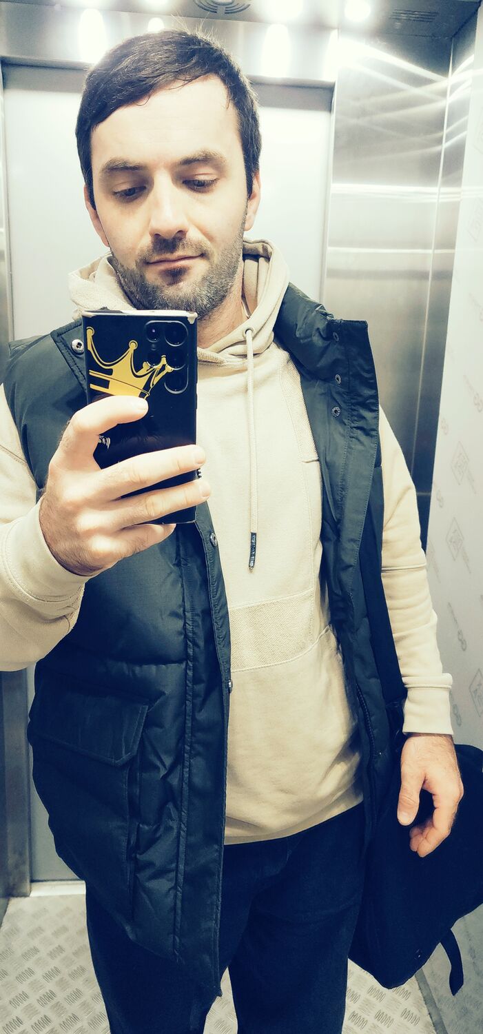  53337875  , 29 ,    