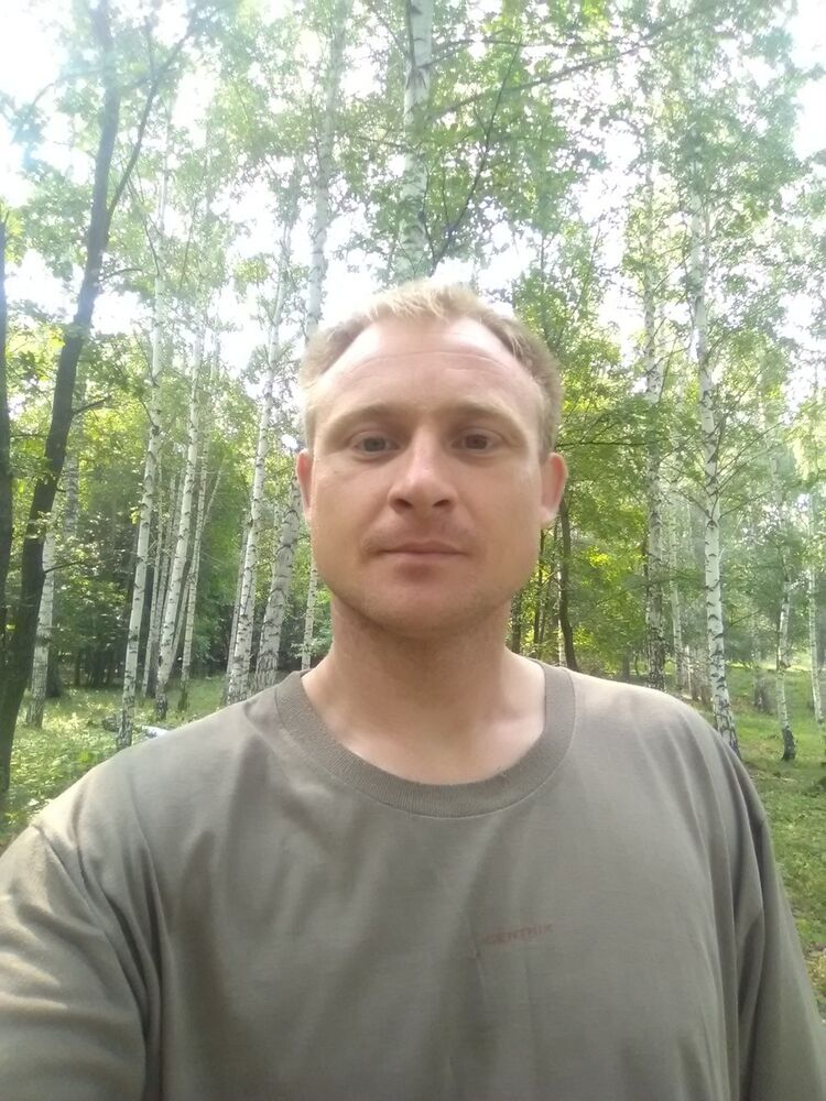  16859905  Aleksandr, 37 ,    