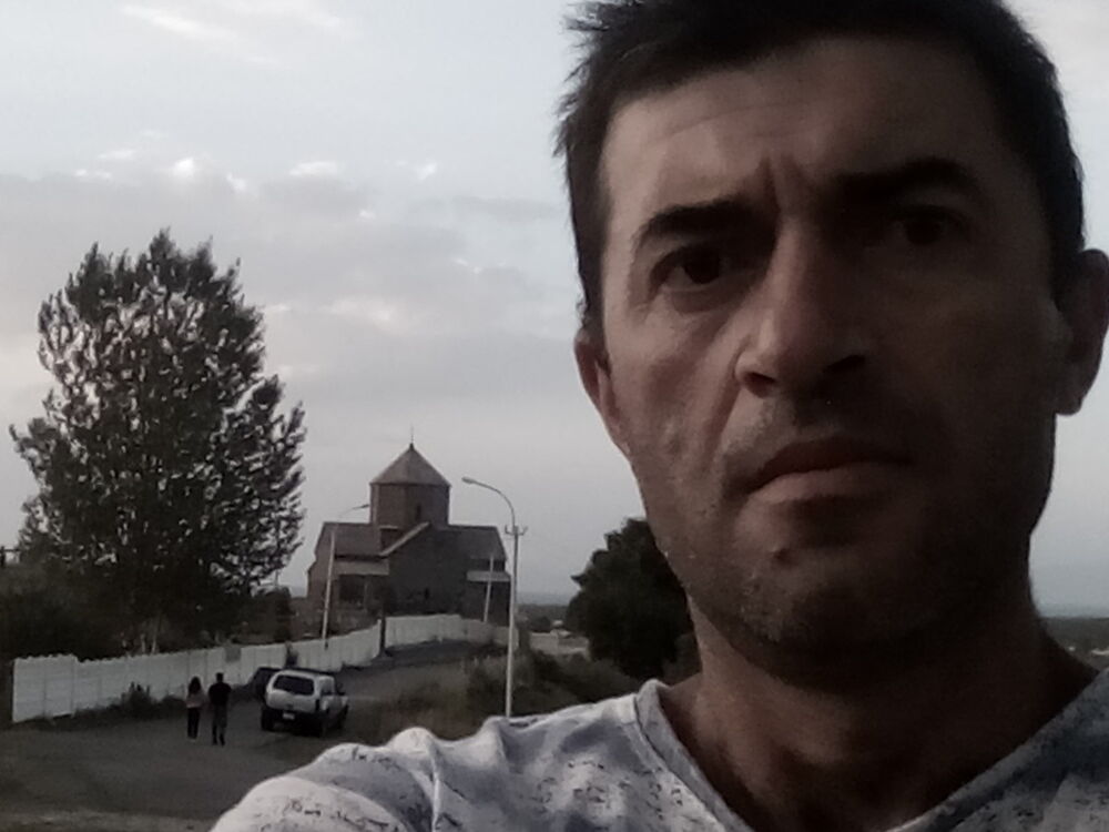  ,   Vardan, 51 ,   