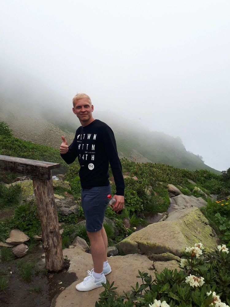  42380365  Sergey, 31 ,    --