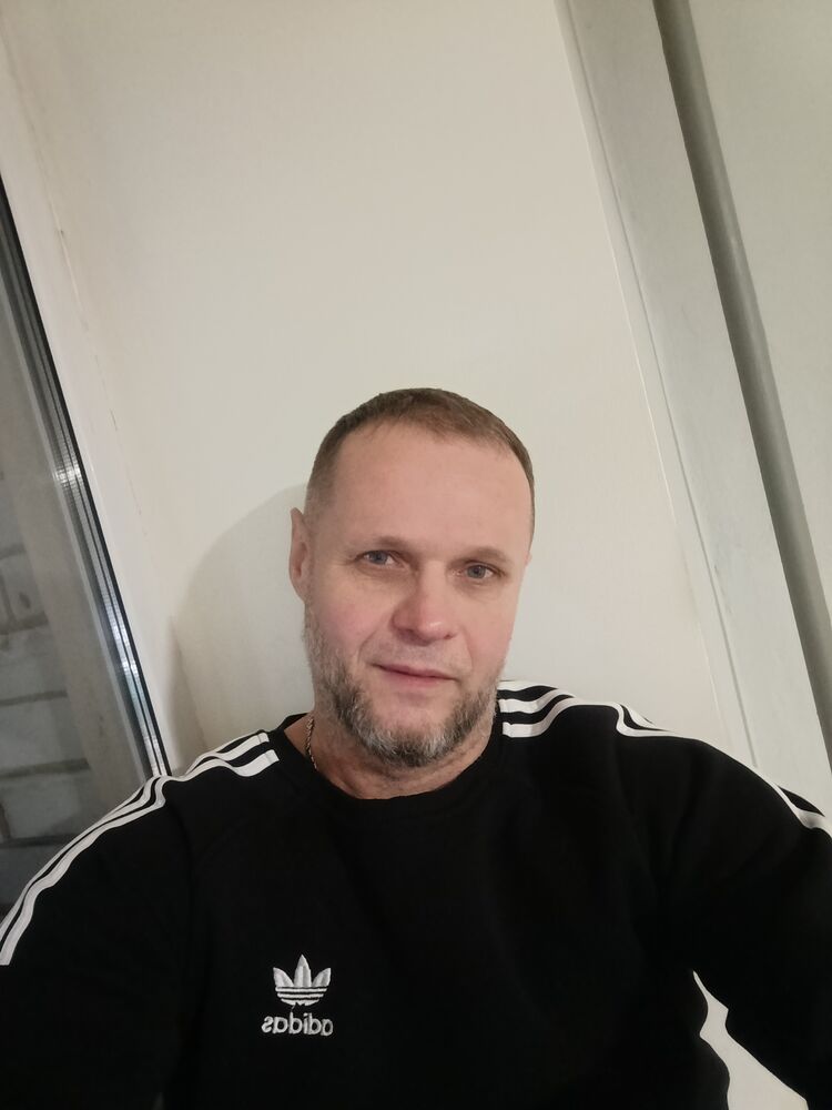  48104335  , 45 ,    