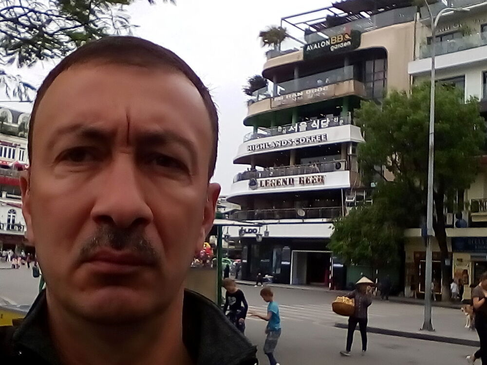  14403275  Rufat, 54 ,    
