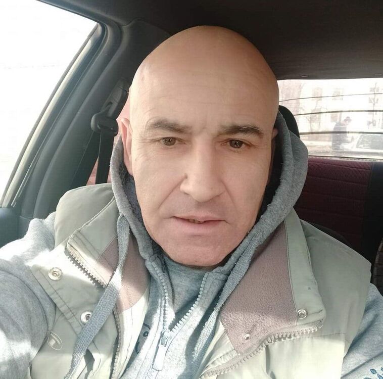  47725445  Oleg, 58 ,    