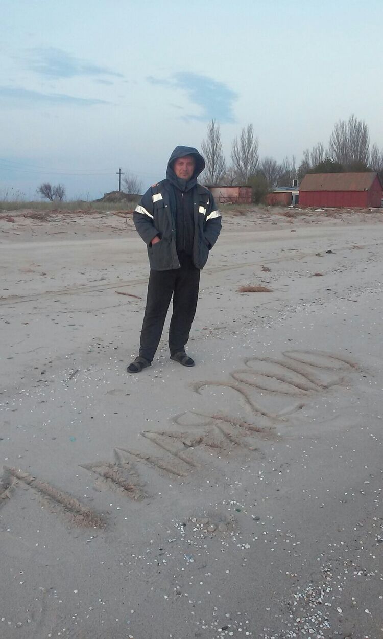  46469915  , 57 ,    