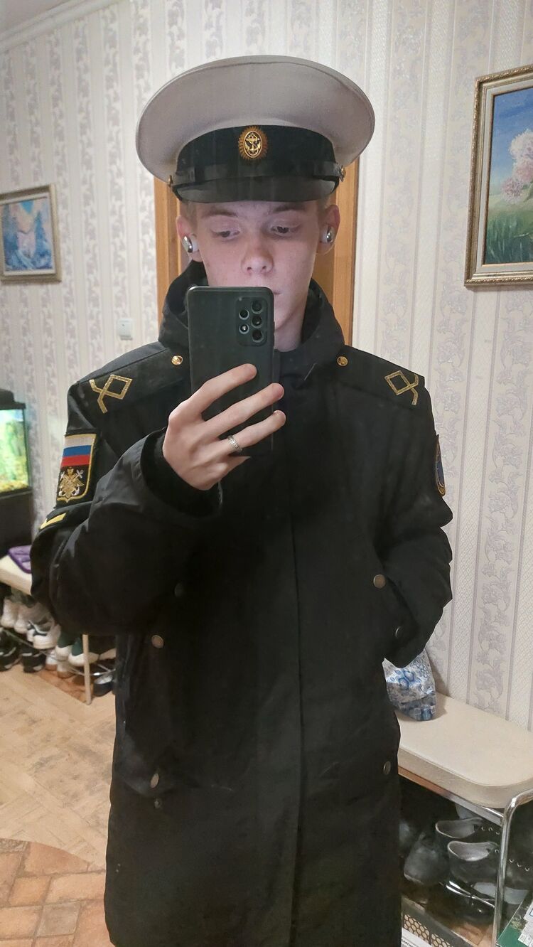  29936095  , 21 ,    