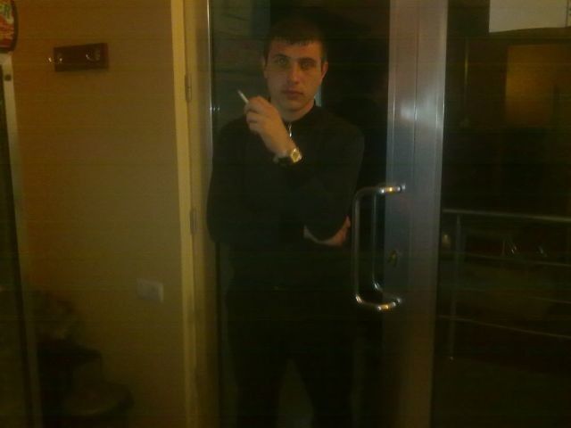  4446815  Harut, 36 ,    