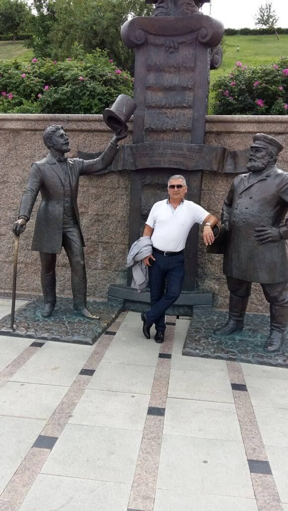  ,   Asif, 47 ,   ,   , c 