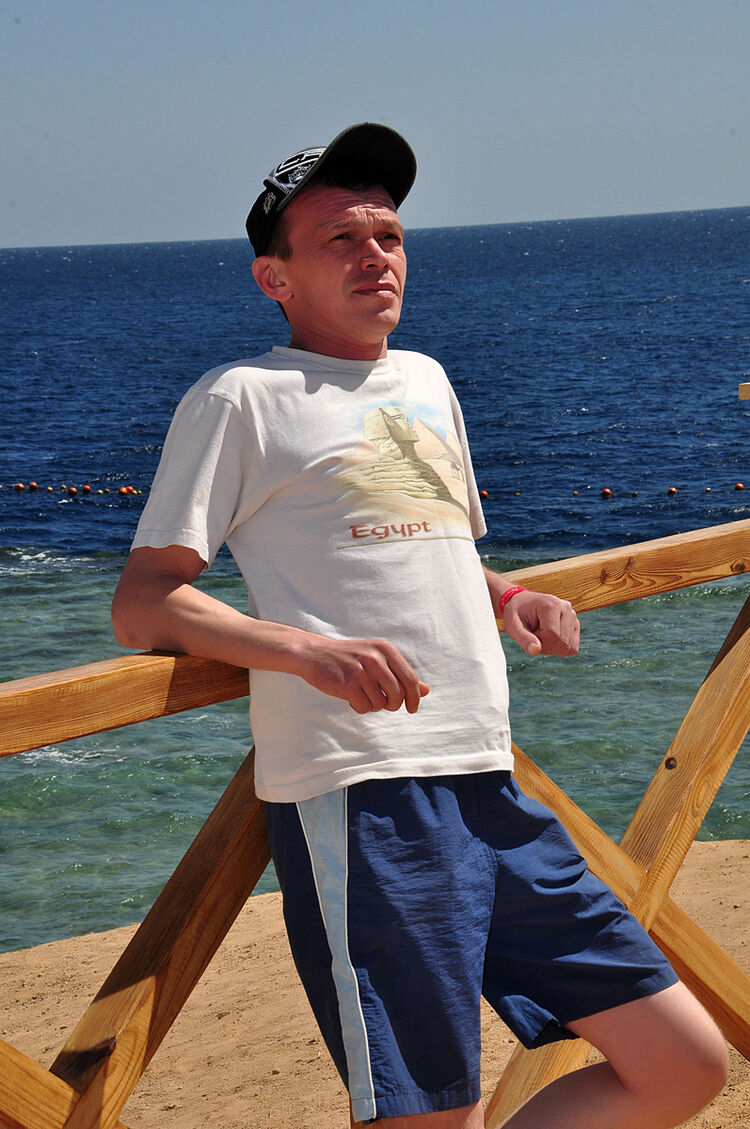  10872845  Aleksandr, 48 ,    