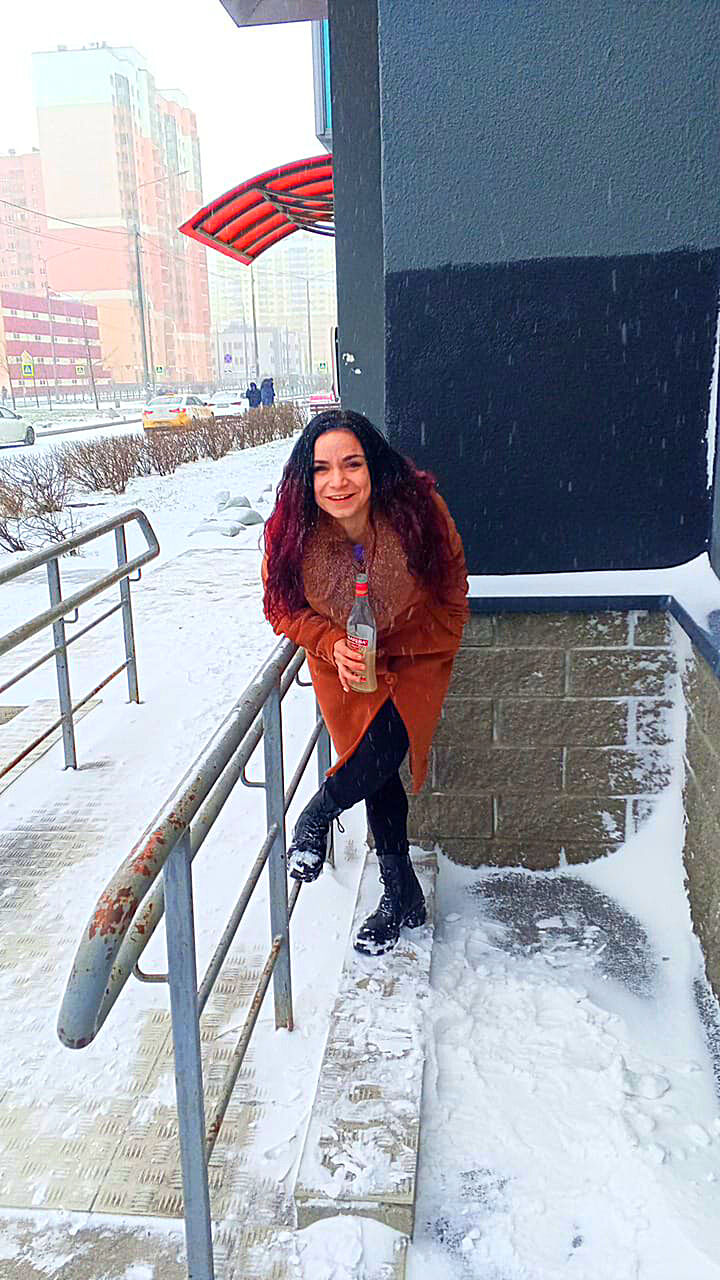  50340975  Alexandra, 30 ,    -