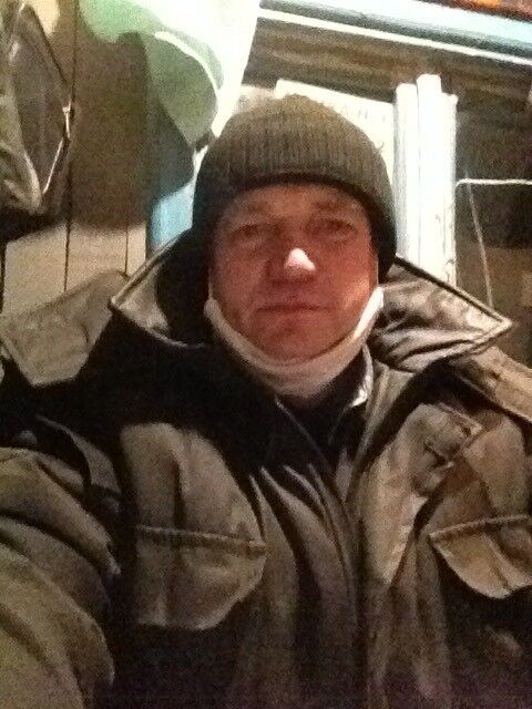  ,   Mihail, 50 ,  