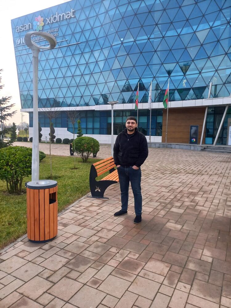  51152115  Xayal, 31 ,    