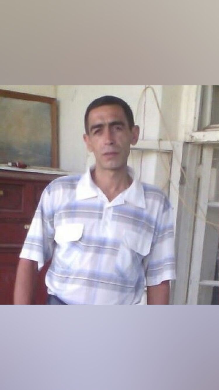  45097045  Armen, 45 ,    
