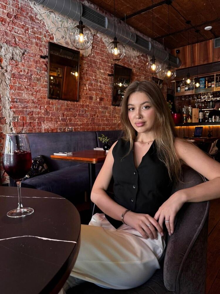 ���� 55521485 ������� Kira, 26 ���, ���� ���������� � Lambeth