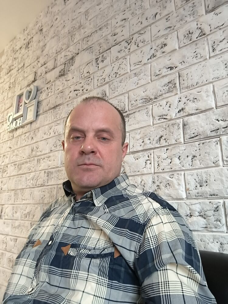  44125385  , 47 ,    